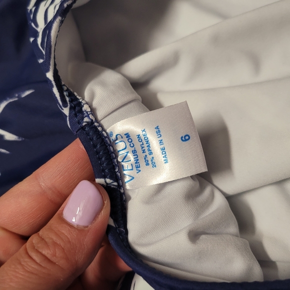 Slimming Halter One-Piece - Picture 9 of 14